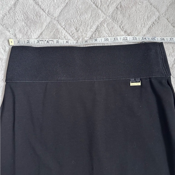 Calvin Klein | Black Women's Essential Power Stretch Pencil Skirt | Size Large - Picture 7 of 9